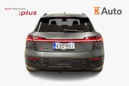 harmaa Audi SQ8 e-tron 2024 kuva 3.