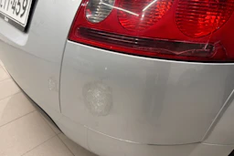 Harmaa Audi TT 2000 kuva 22.