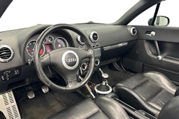met. musta Audi TT 2004 kuva 7.