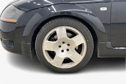 met. musta Audi TT 2004 kuva 11.