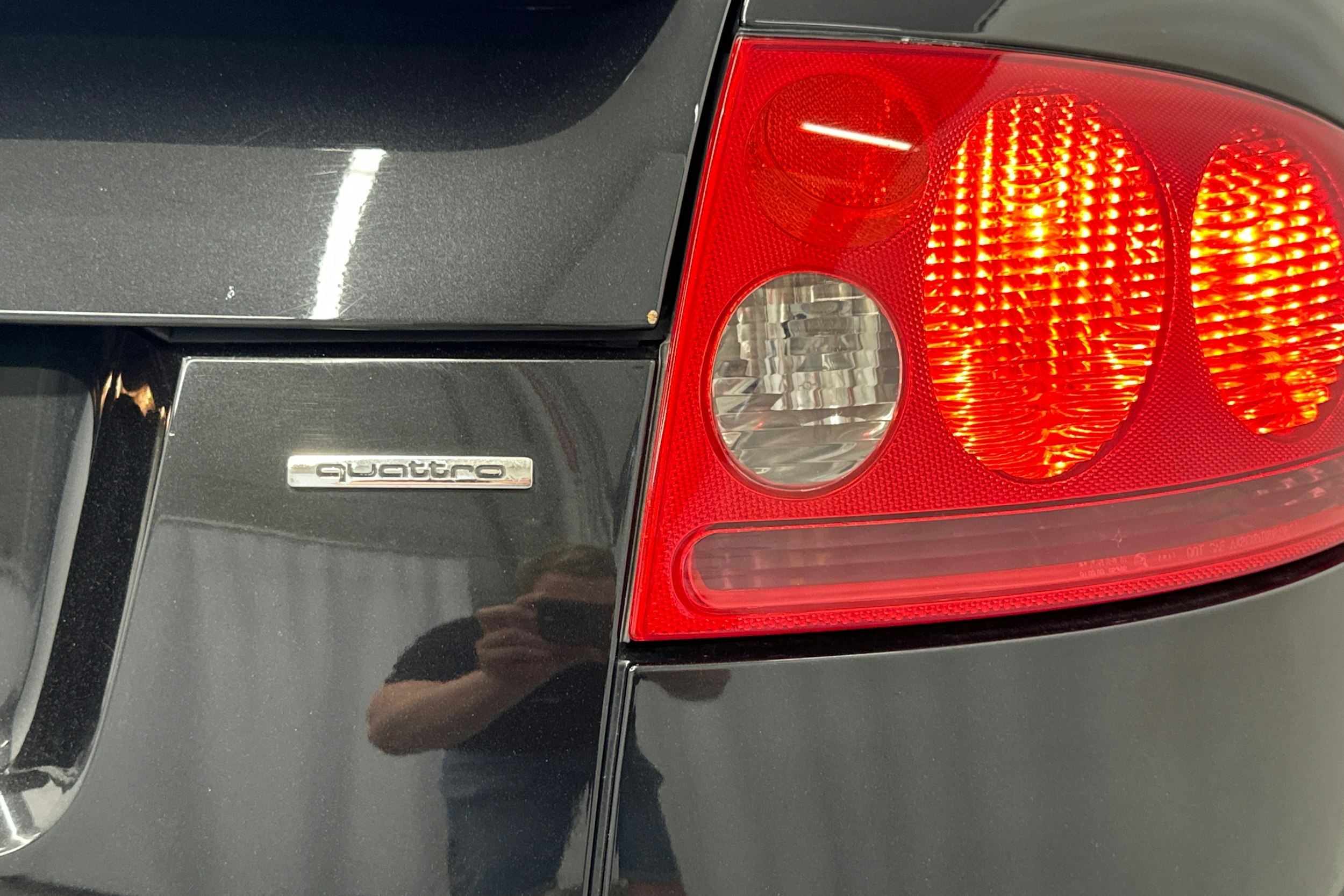 met. musta Audi TT 2004 kuva 19.