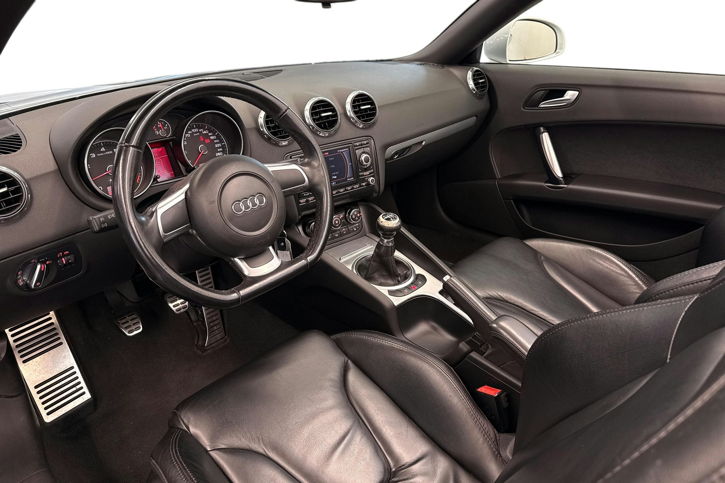 Hopea Audi TT 2007 kuva 7.