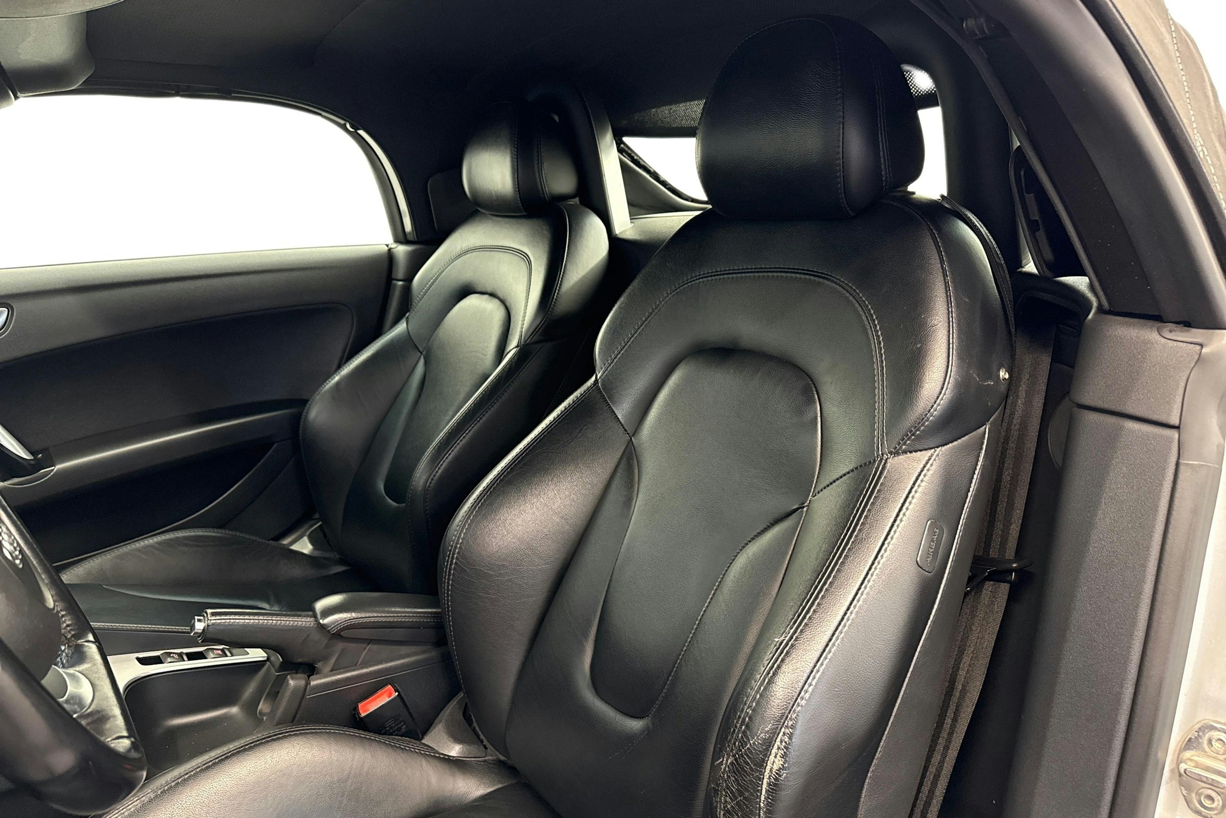 Hopea Audi TT 2007 kuva 10.