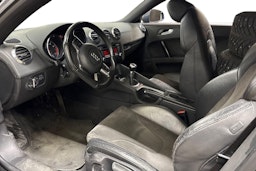 Harmaa Audi TT 2008 kuva 6.