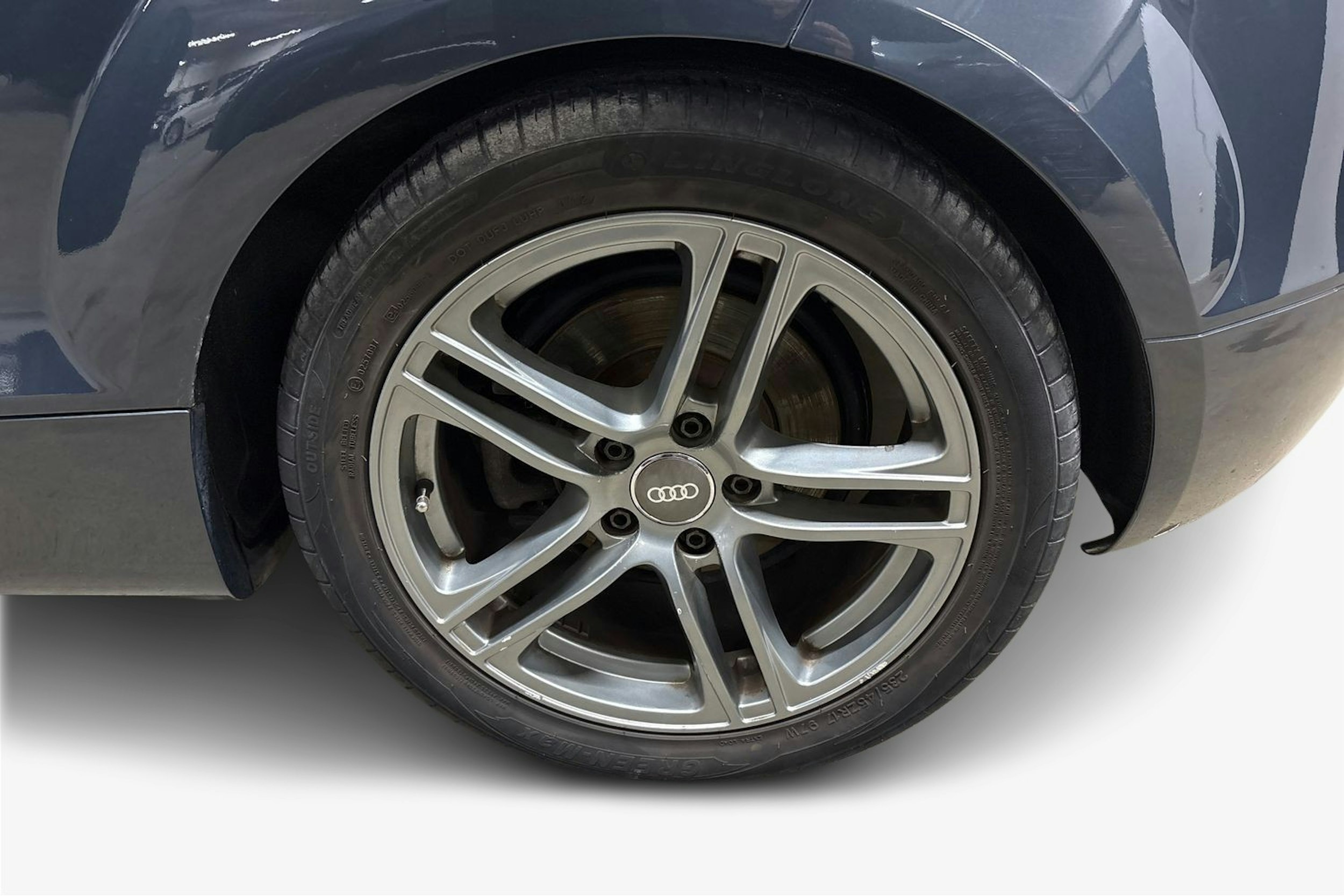 Harmaa Audi TT 2008 kuva 9.