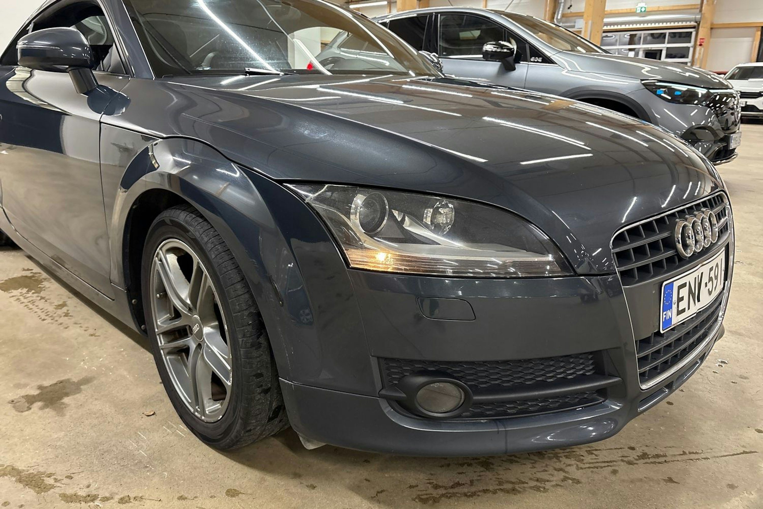 Harmaa Audi TT 2008 kuva 18.