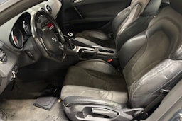 Harmaa Audi TT 2008 kuva 23.