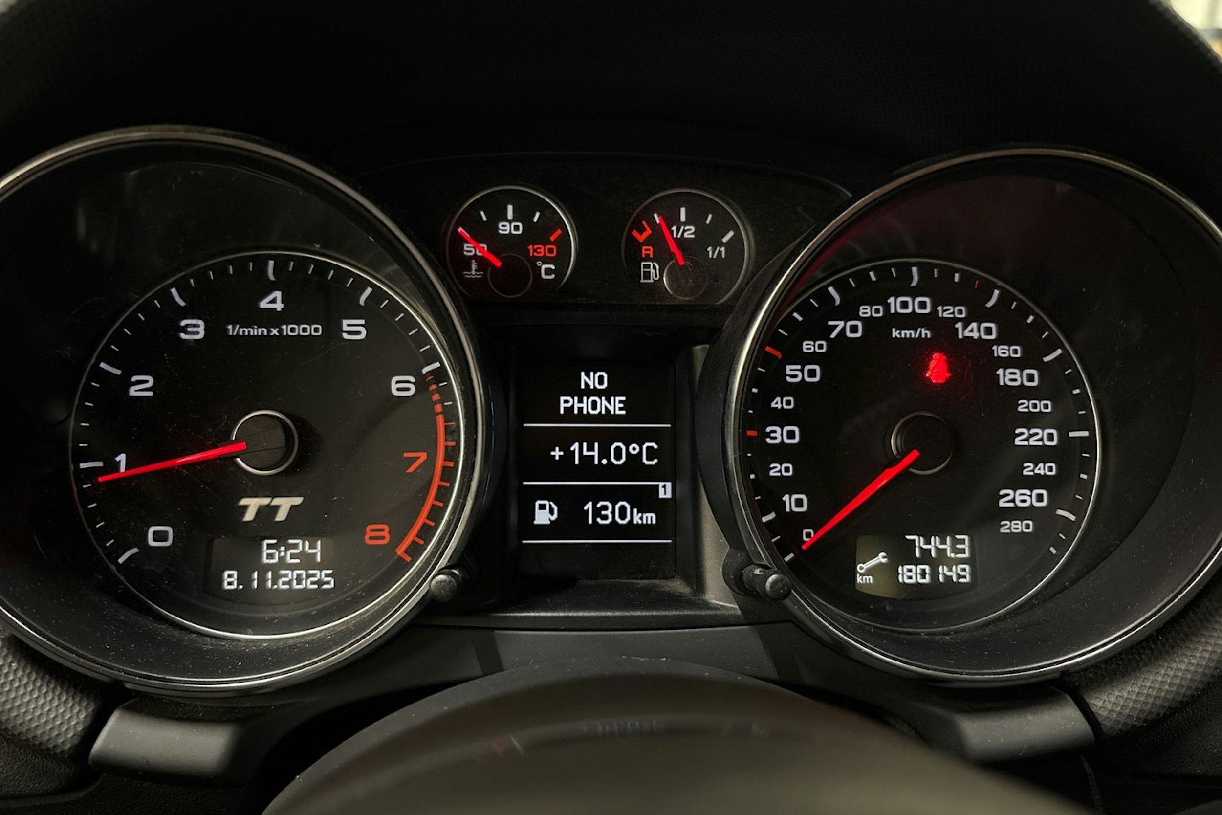 Harmaa Audi TT 2008 kuva 24.