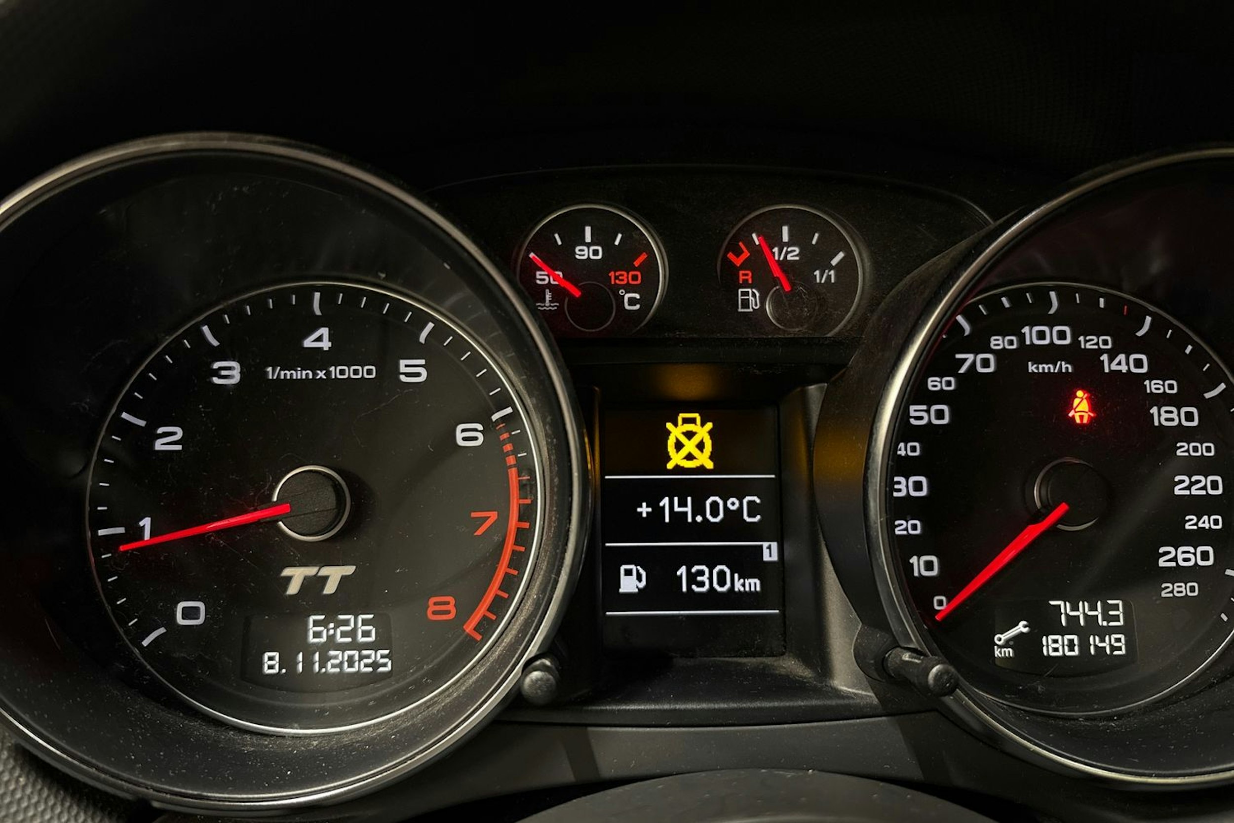 Harmaa Audi TT 2008 kuva 31.