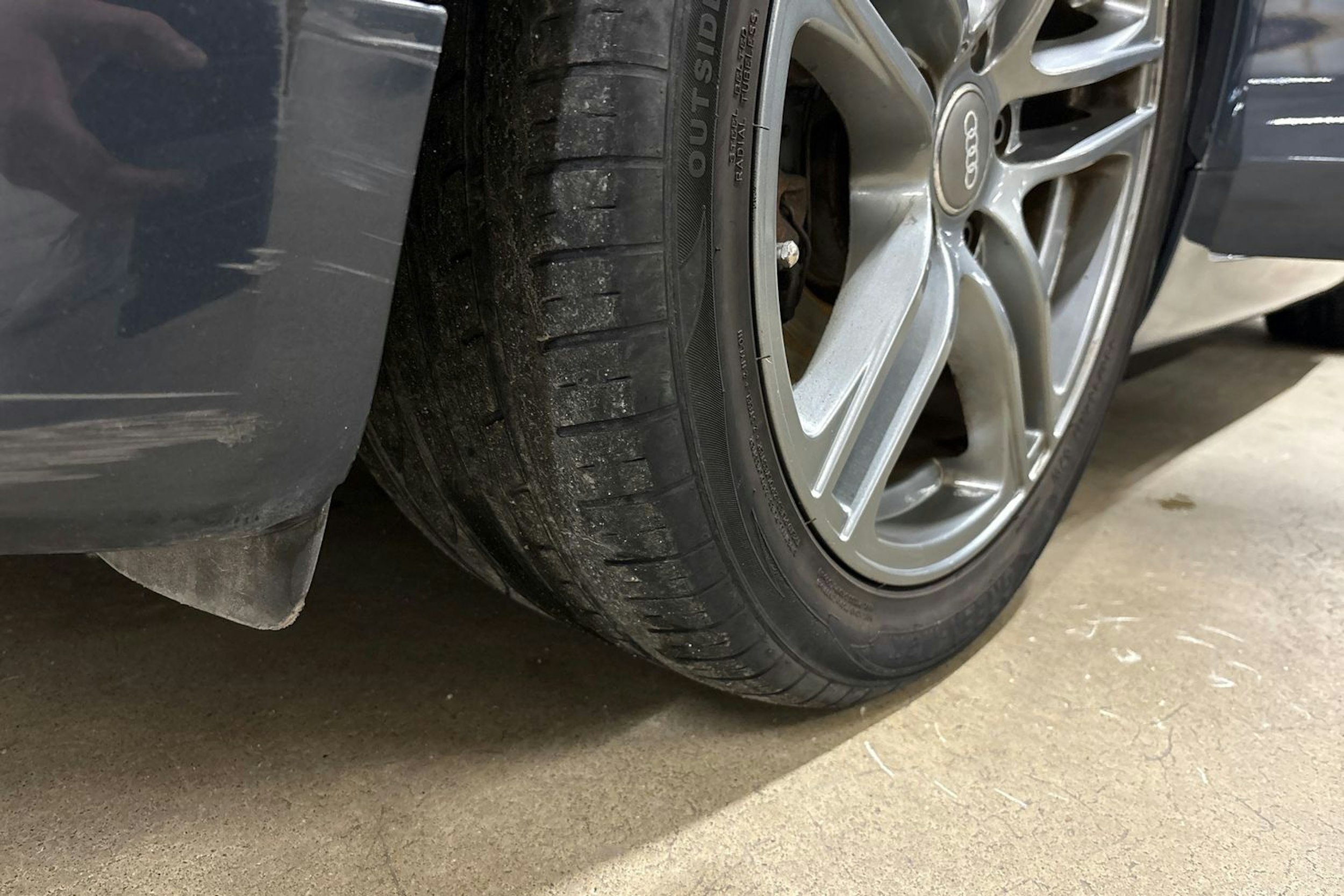 Harmaa Audi TT 2008 kuva 40.