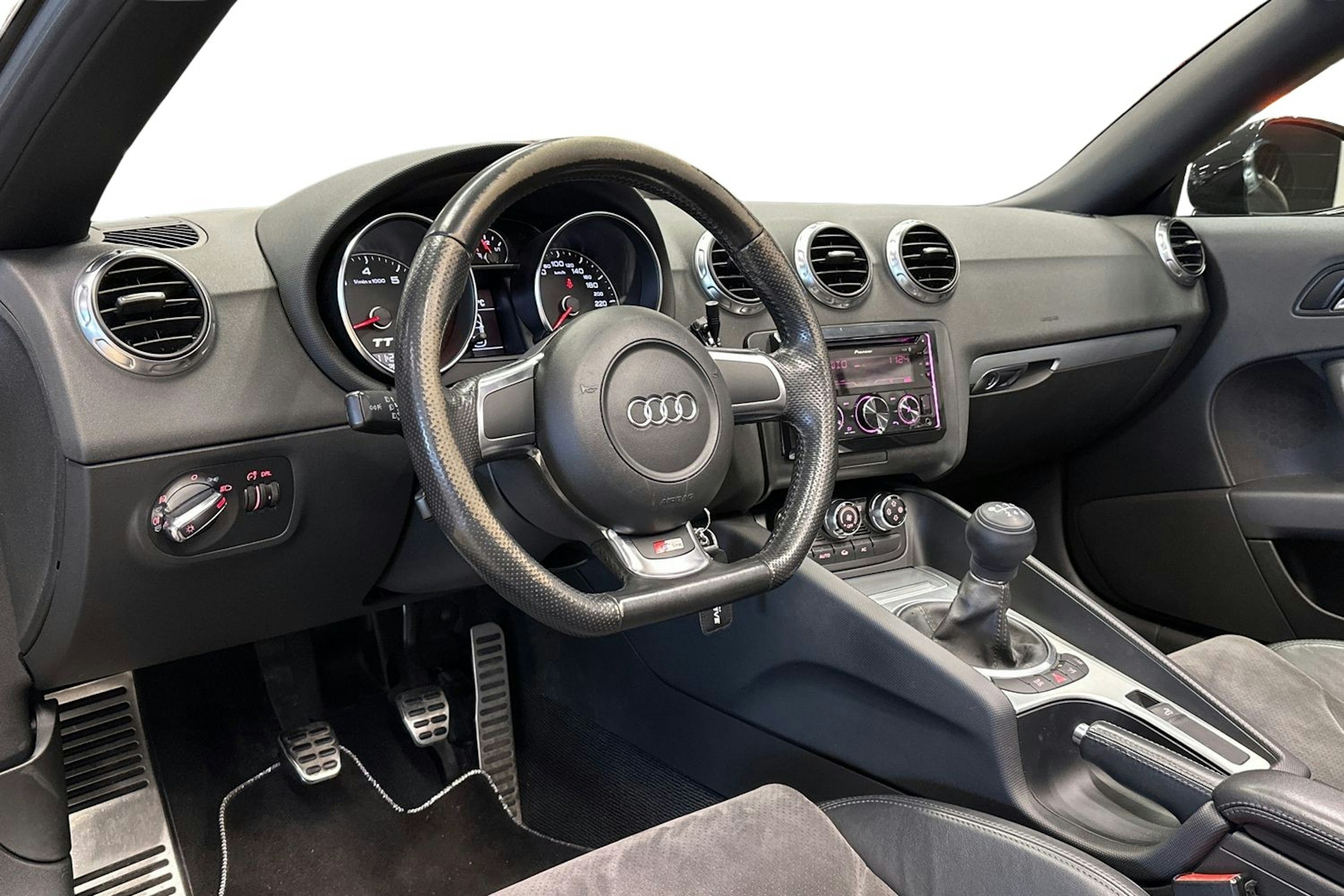 musta Audi TT 2008 kuva 9.