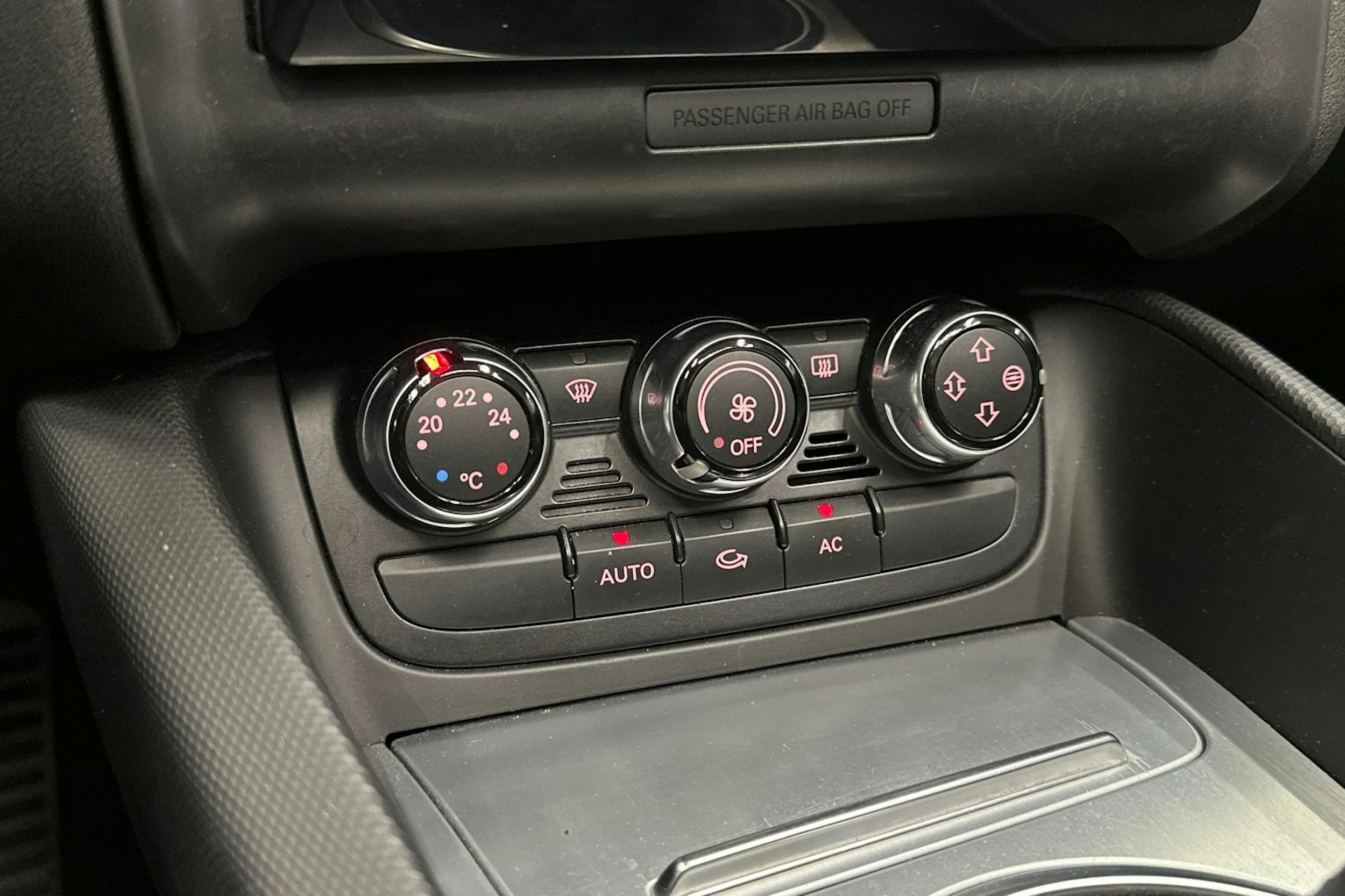 musta Audi TT 2008 kuva 23.