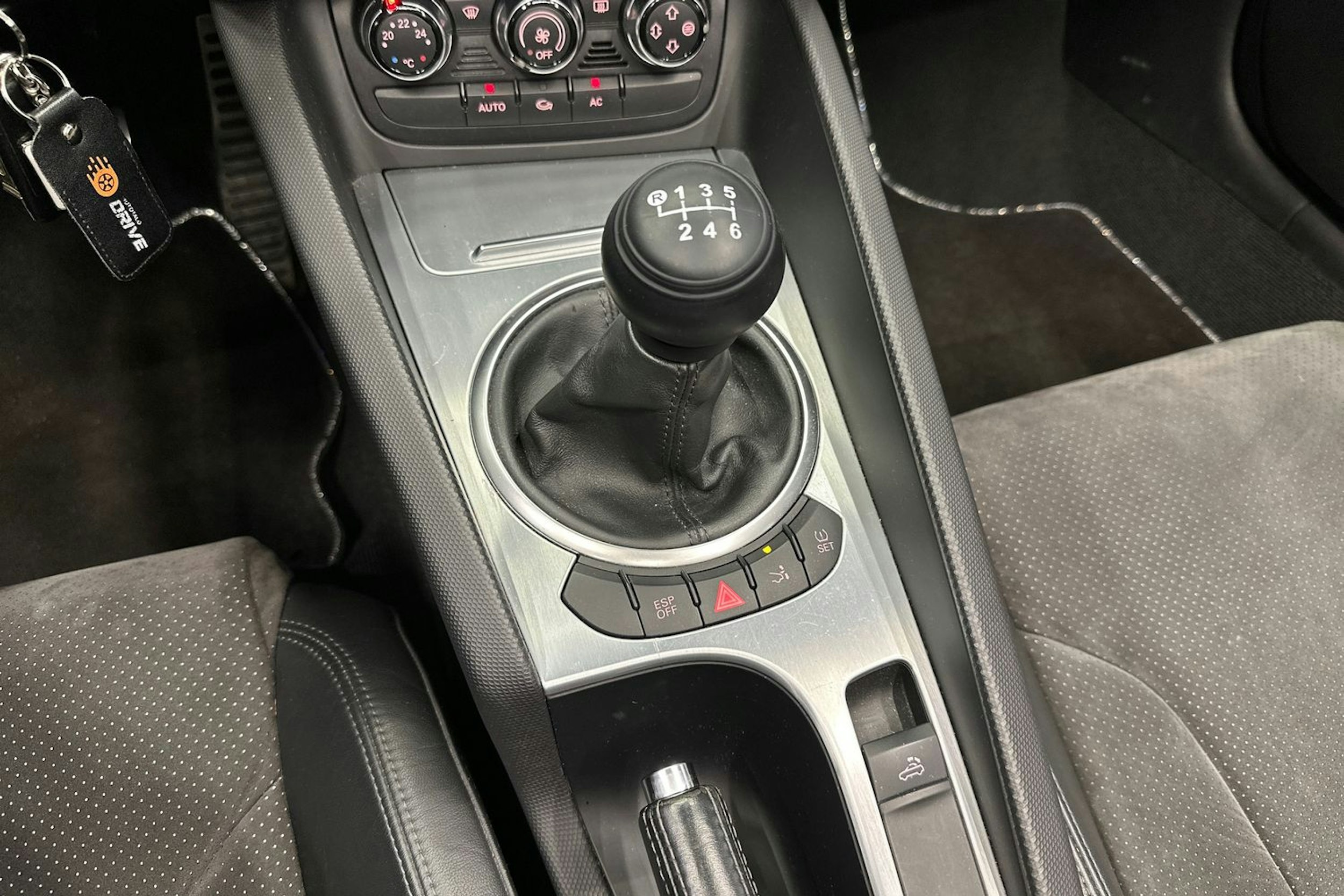 musta Audi TT 2008 kuva 24.