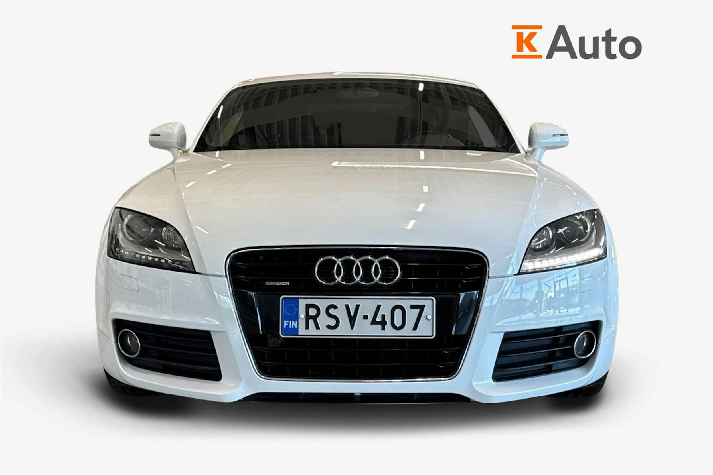 valkoinen Audi TT 2010 kuva 4.
