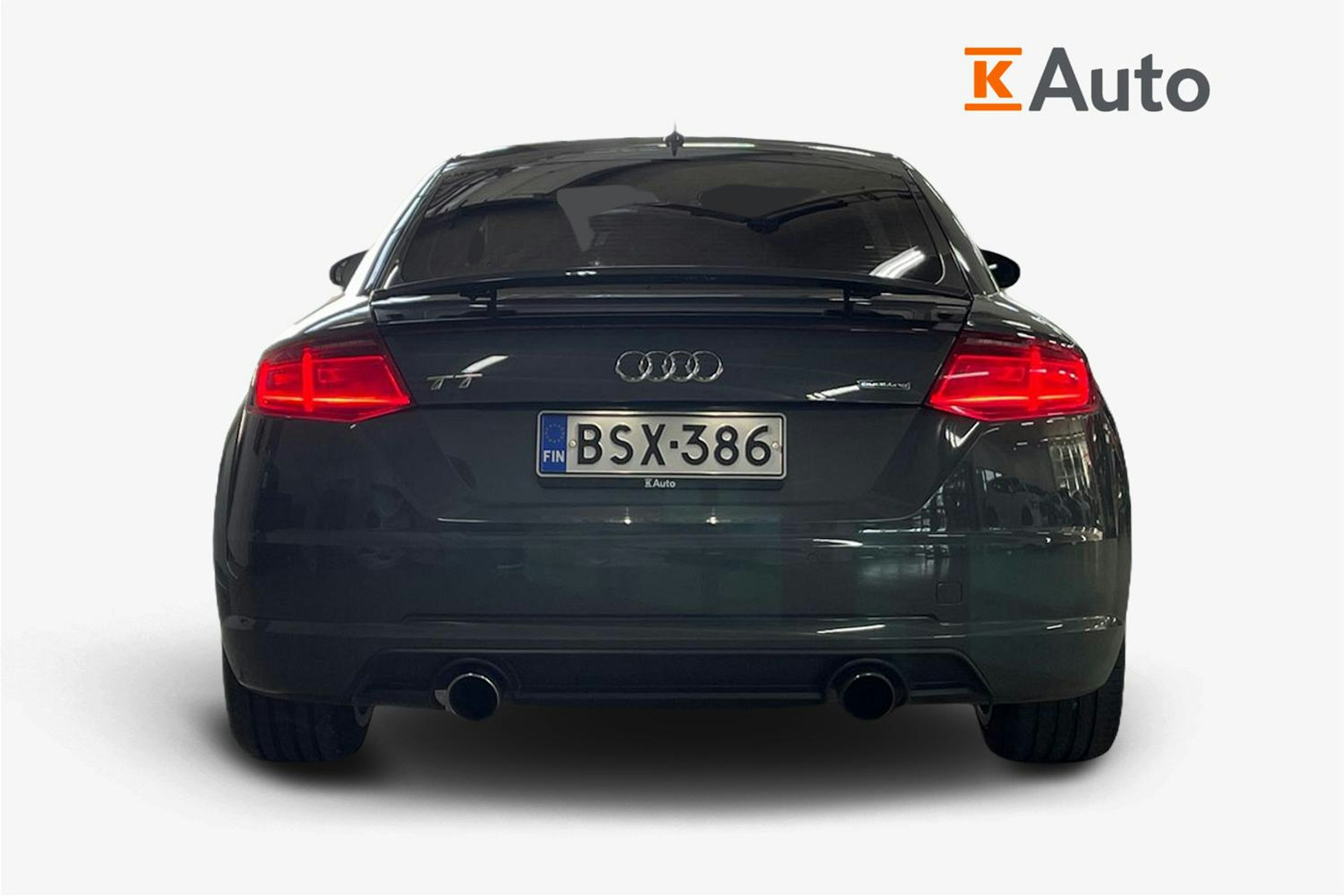 Harmaa Audi TT 2015 kuva 3.