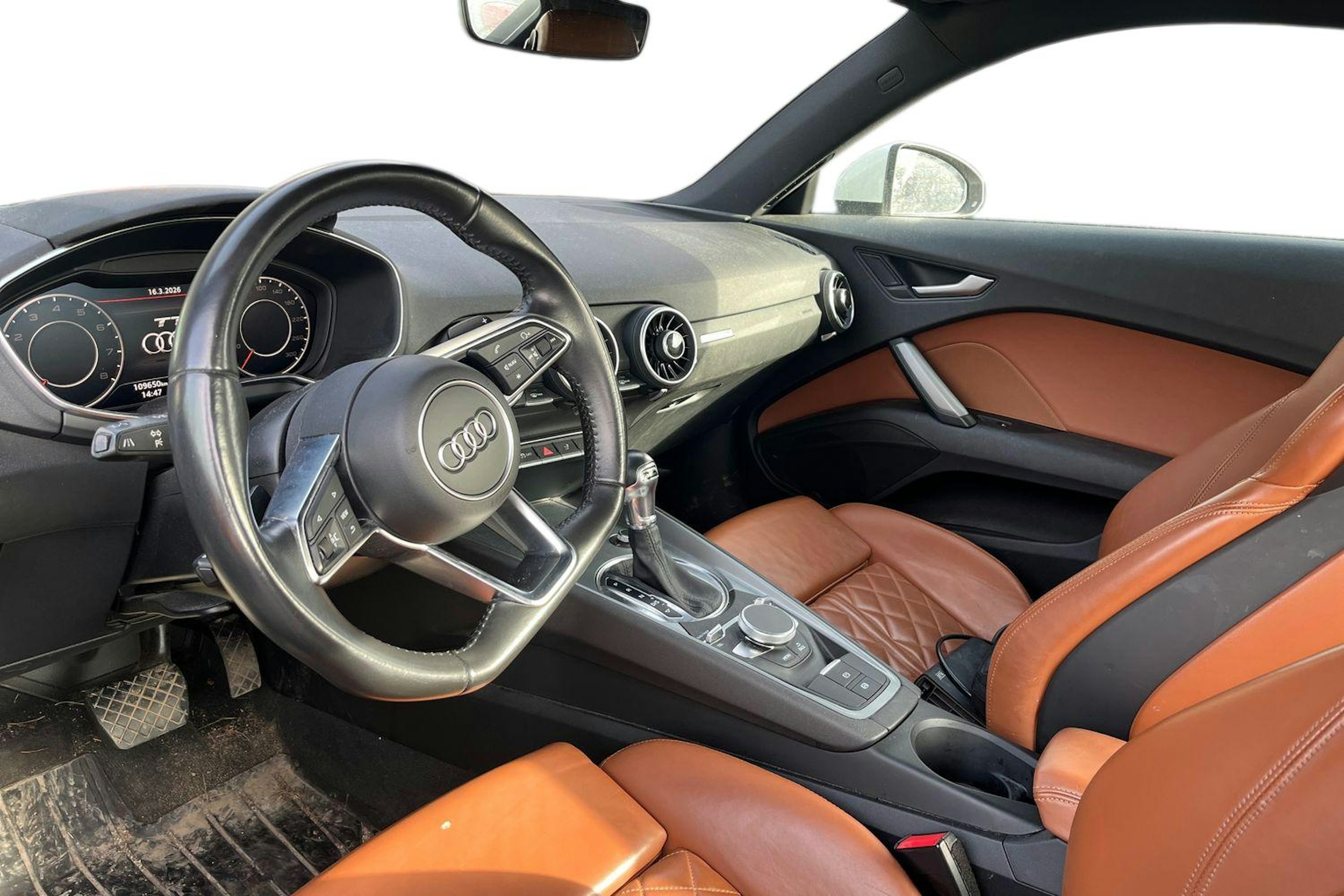 Valkoinen Audi TT 2016 kuva 3.