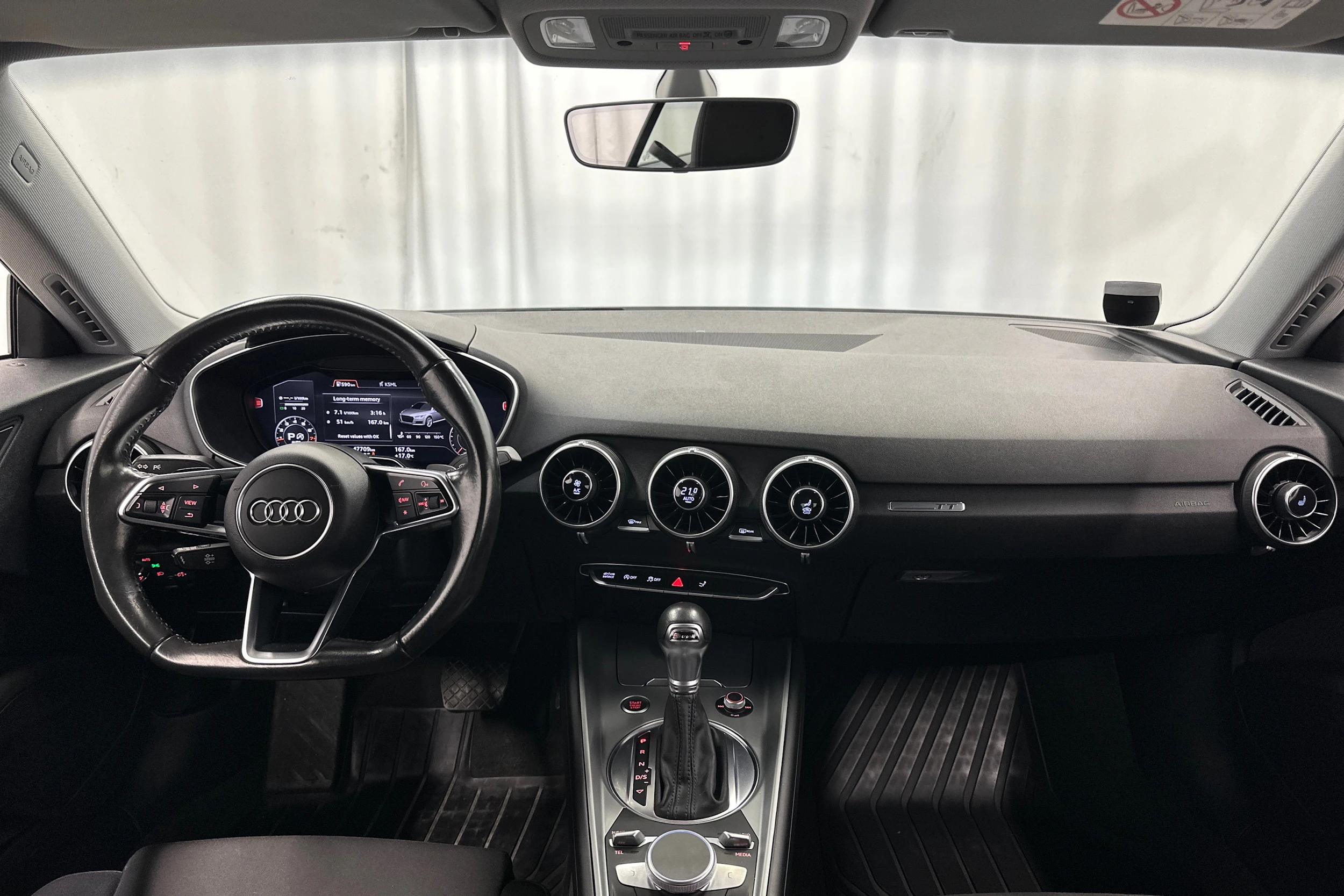 musta Audi TT 2016 kuva 15.