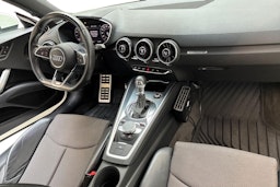 Valkoinen Audi TT 2017 kuva 7.