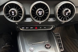 Valkoinen Audi TT 2017 kuva 16.