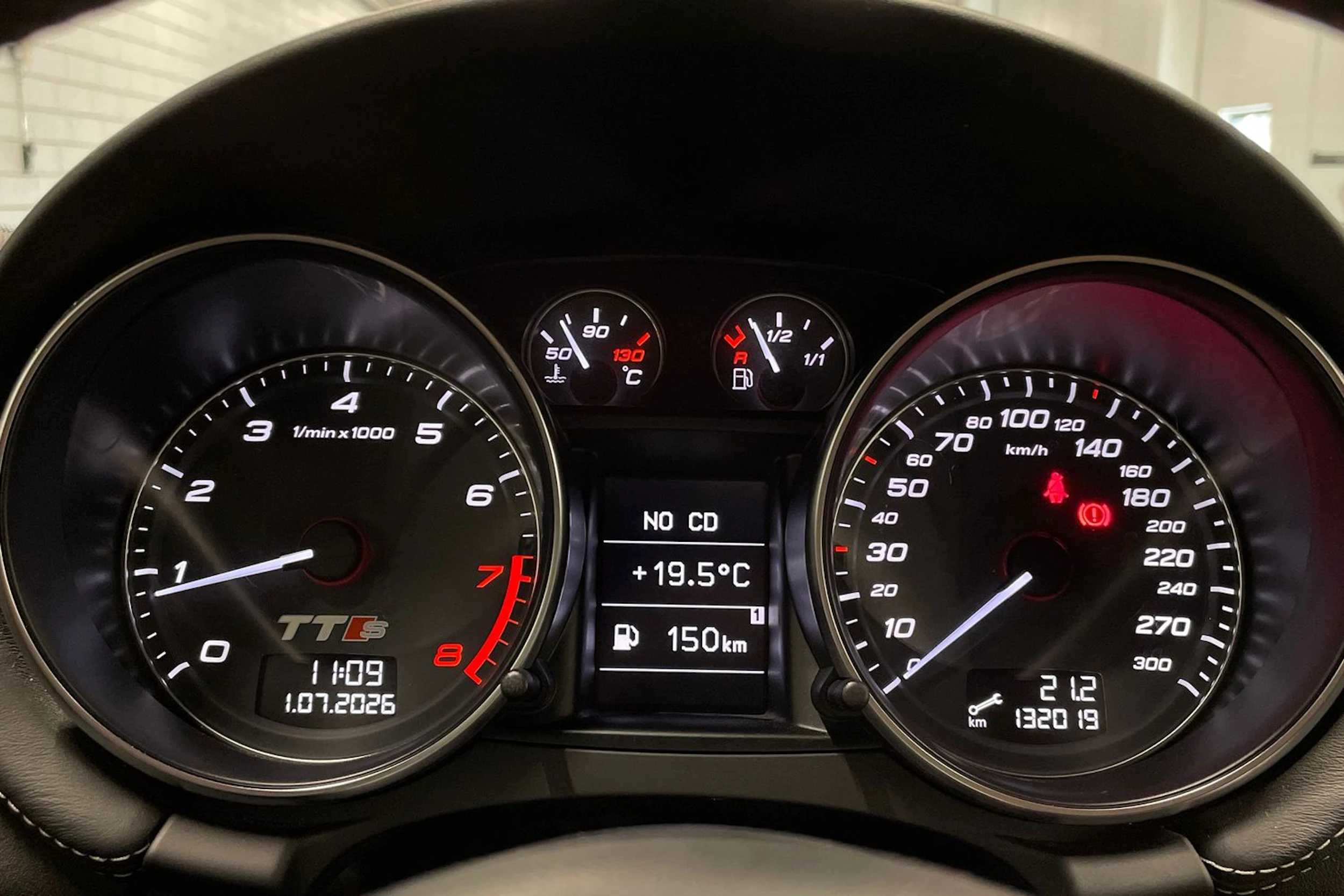 punainen Audi TTS 2008 kuva 12.