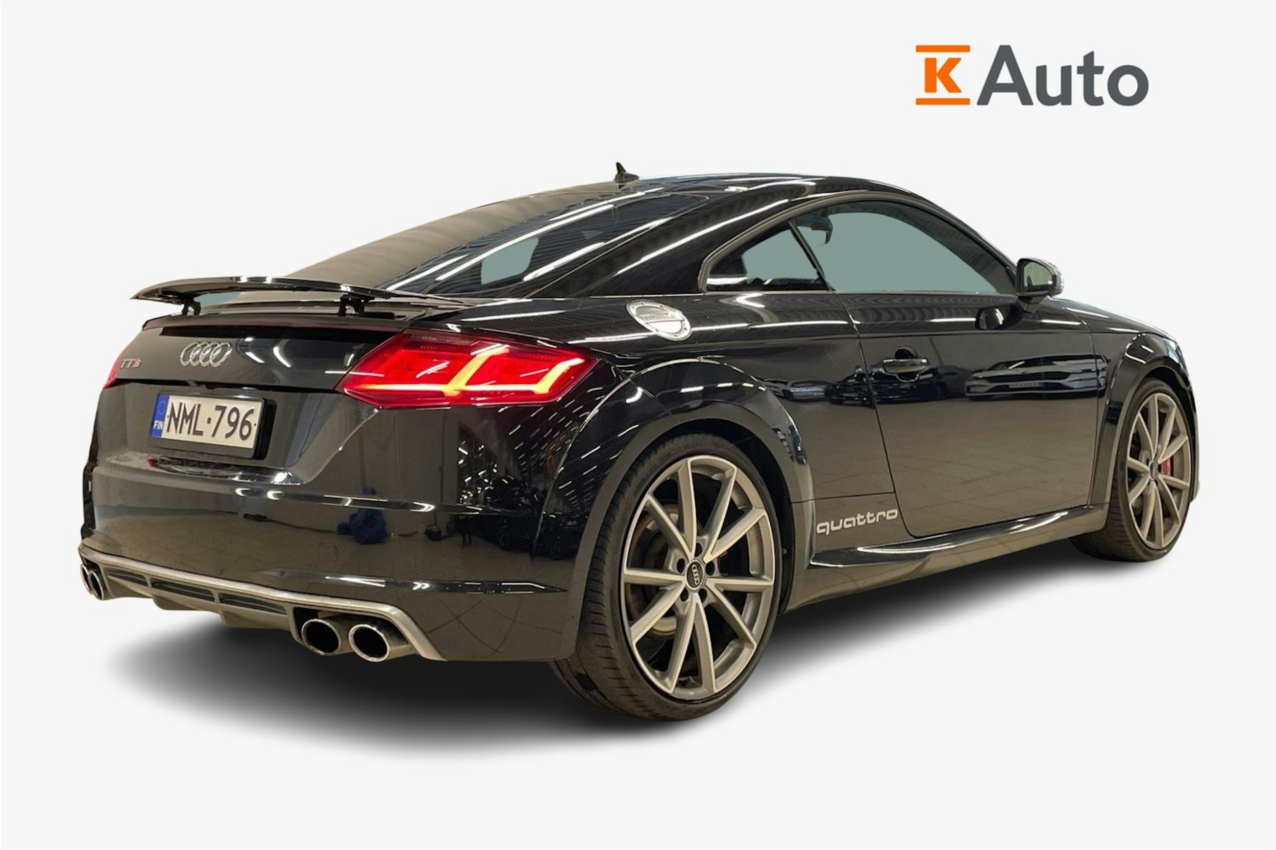 Musta Audi TTS 2015 kuva 2.