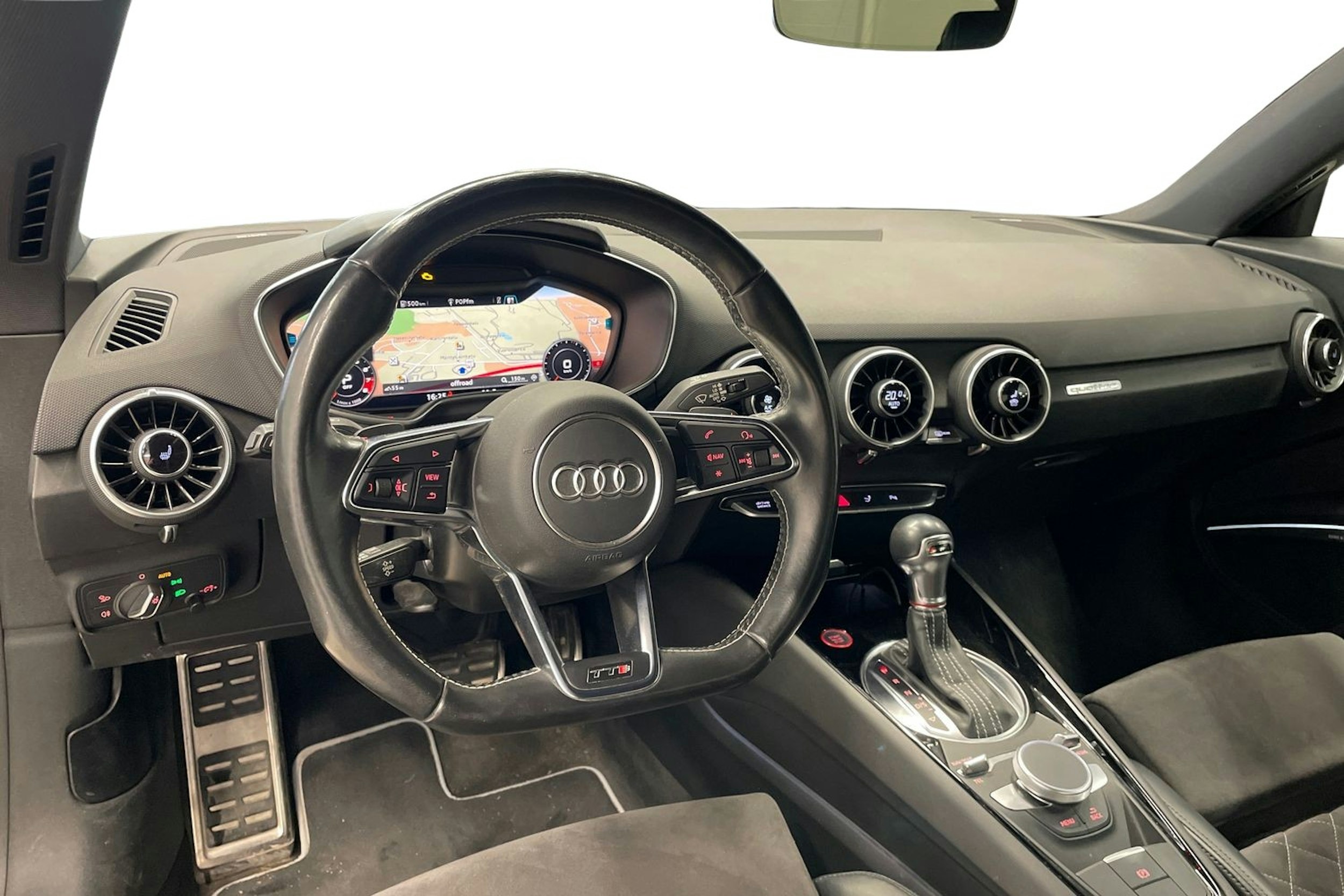 Musta Audi TTS 2015 kuva 3.
