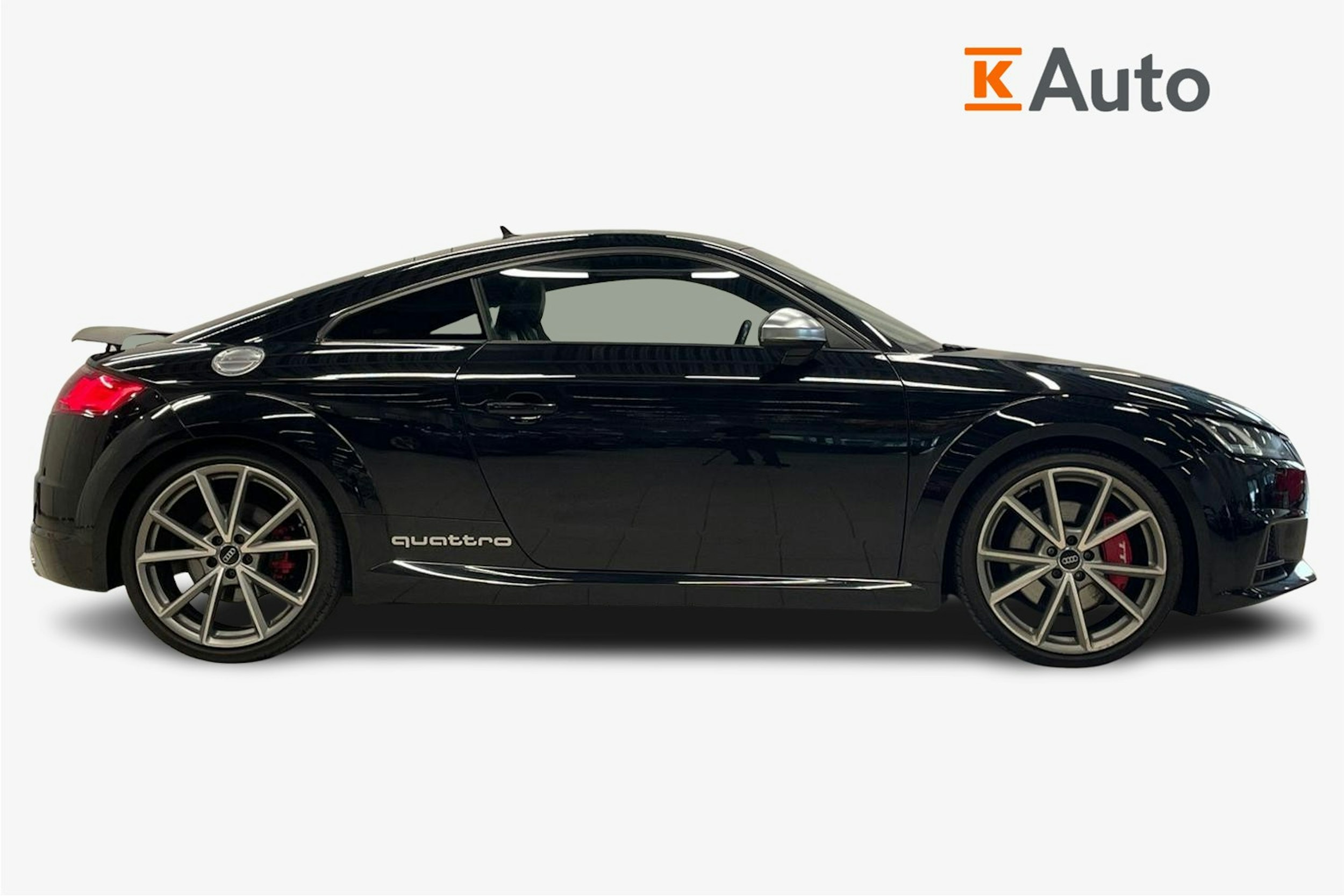 Musta Audi TTS 2016 kuva 6.