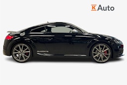 Musta Audi TTS 2016 kuva 6.