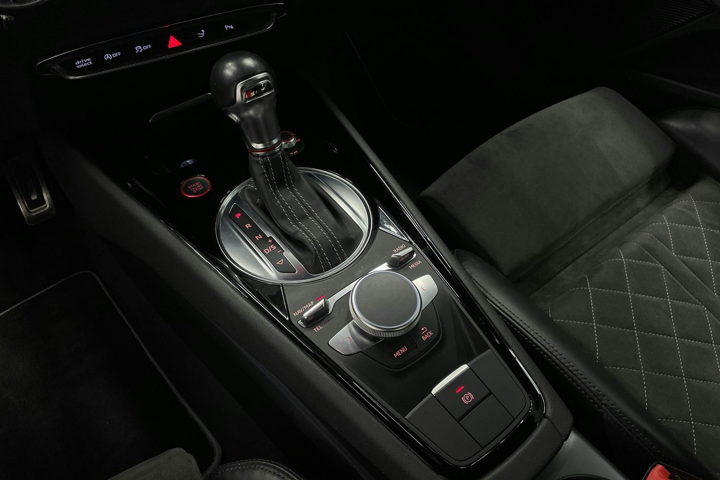 Musta Audi TTS 2016 kuva 22.