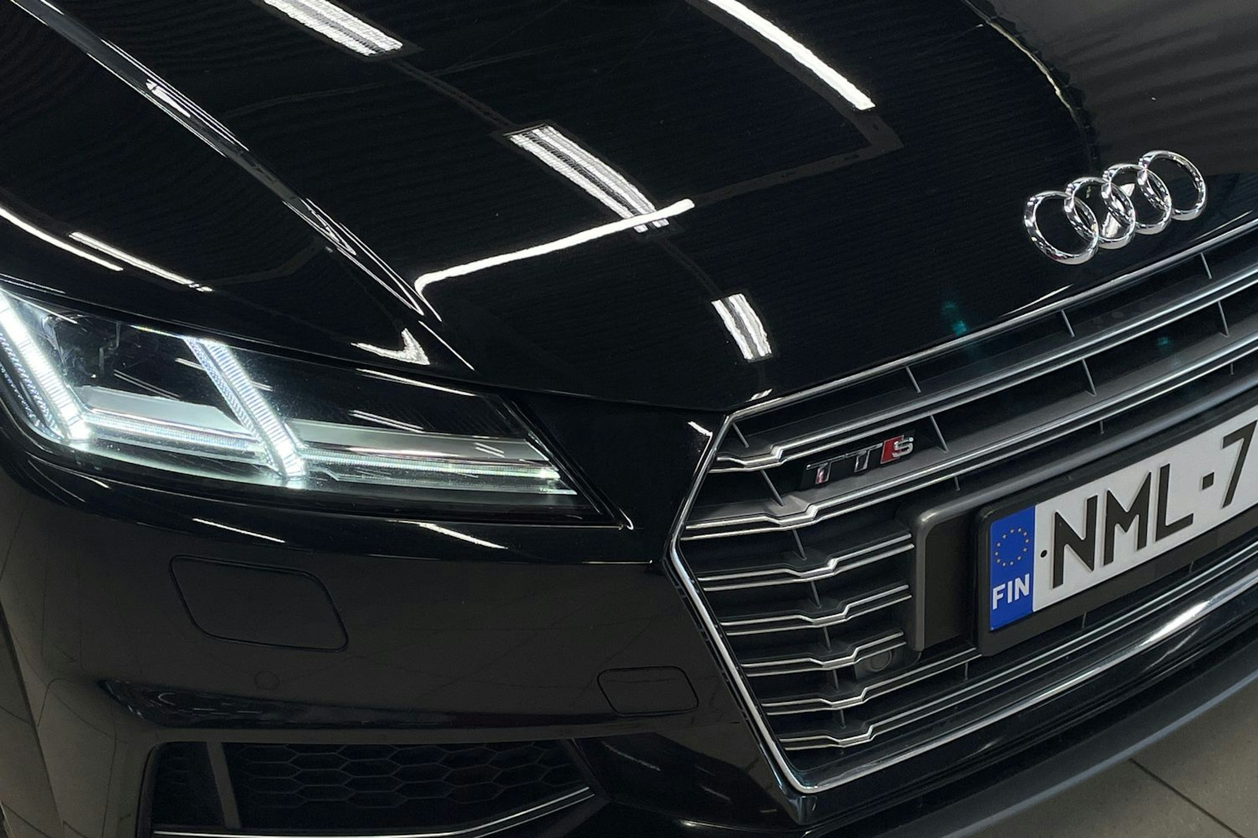 Musta Audi TTS 2016 kuva 32.