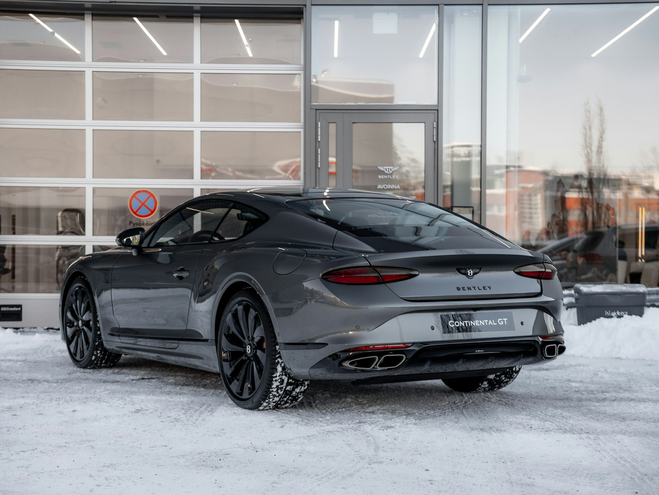 granite Bentley Continental GT 2026 kuva 3.