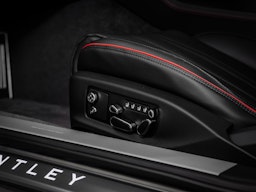 granite Bentley Continental GT 2026 kuva 14.