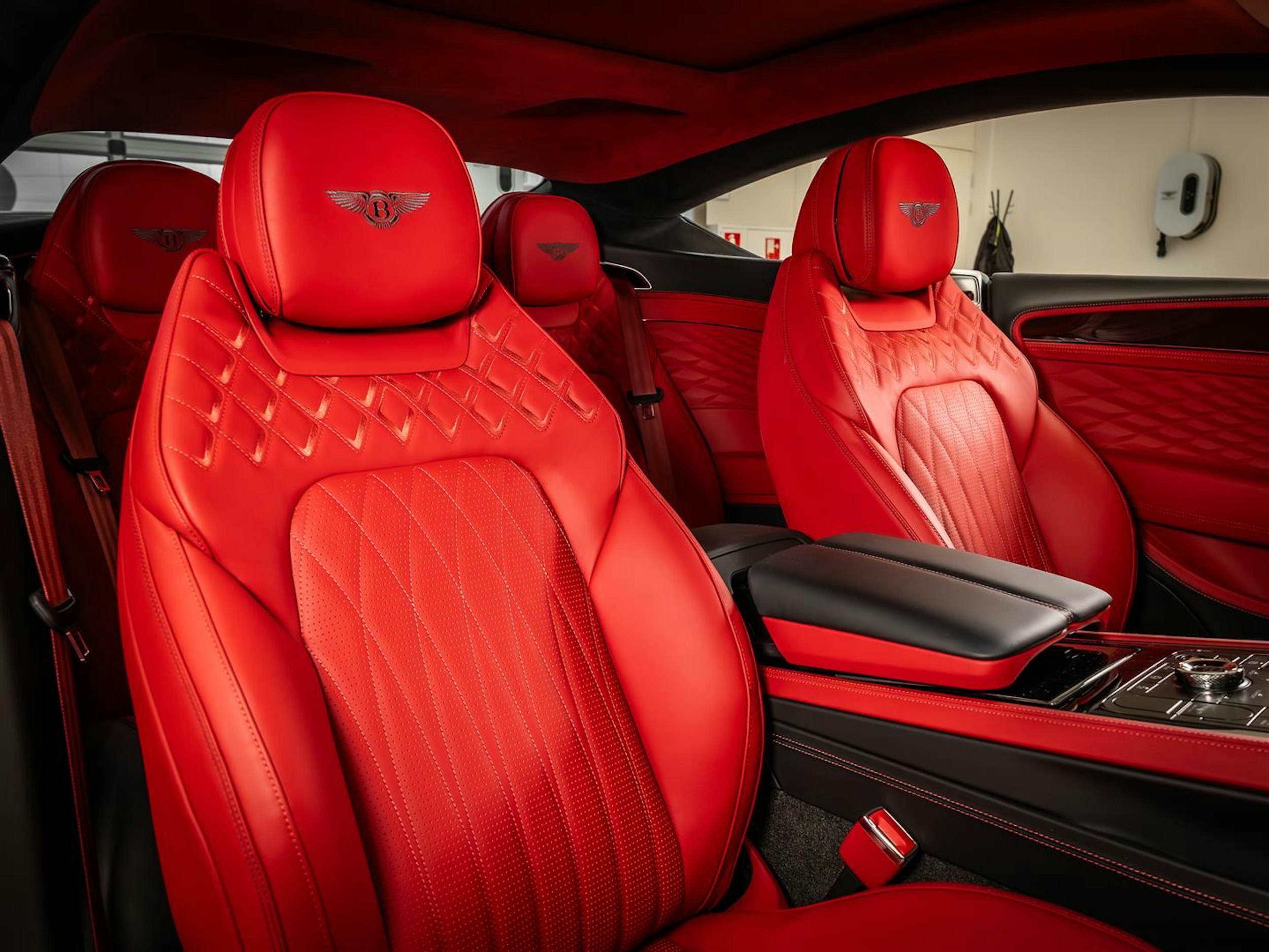 Bentley Continental GT 2026 kuva 11.