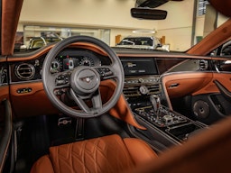 beluga Bentley Flying Spur 2026 kuva 4.