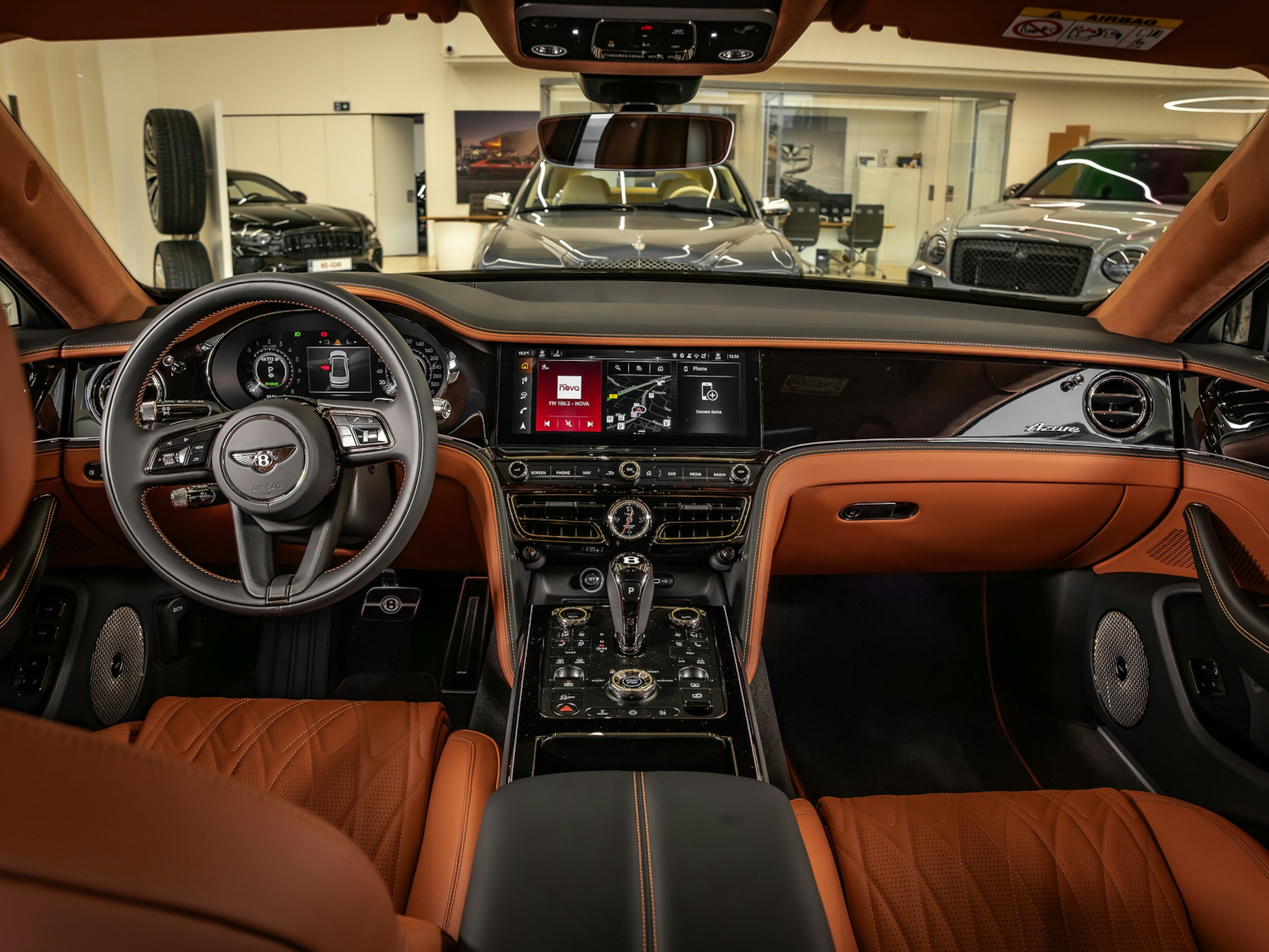 beluga Bentley Flying Spur 2026 kuva 5.