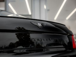 beluga Bentley Flying Spur 2026 kuva 15.