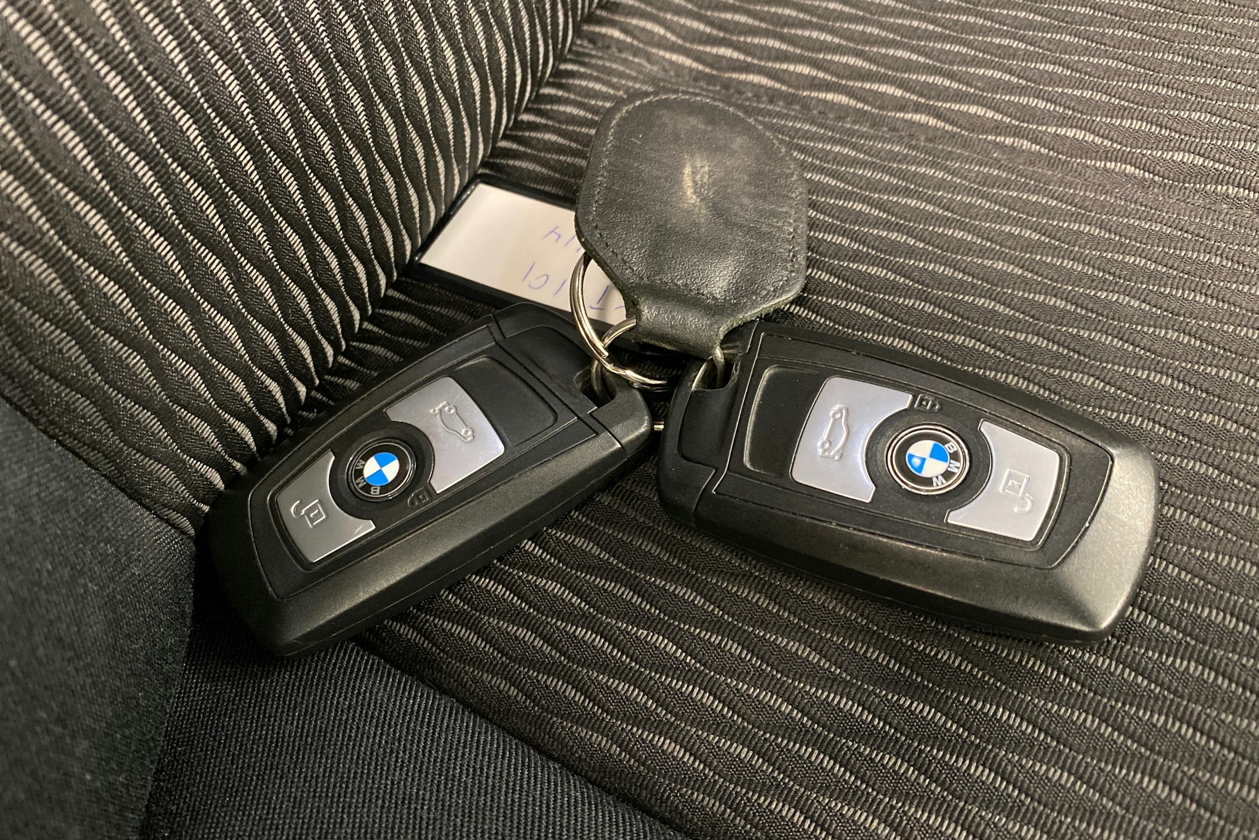 valkoinen BMW 114 2013 kuva 29.