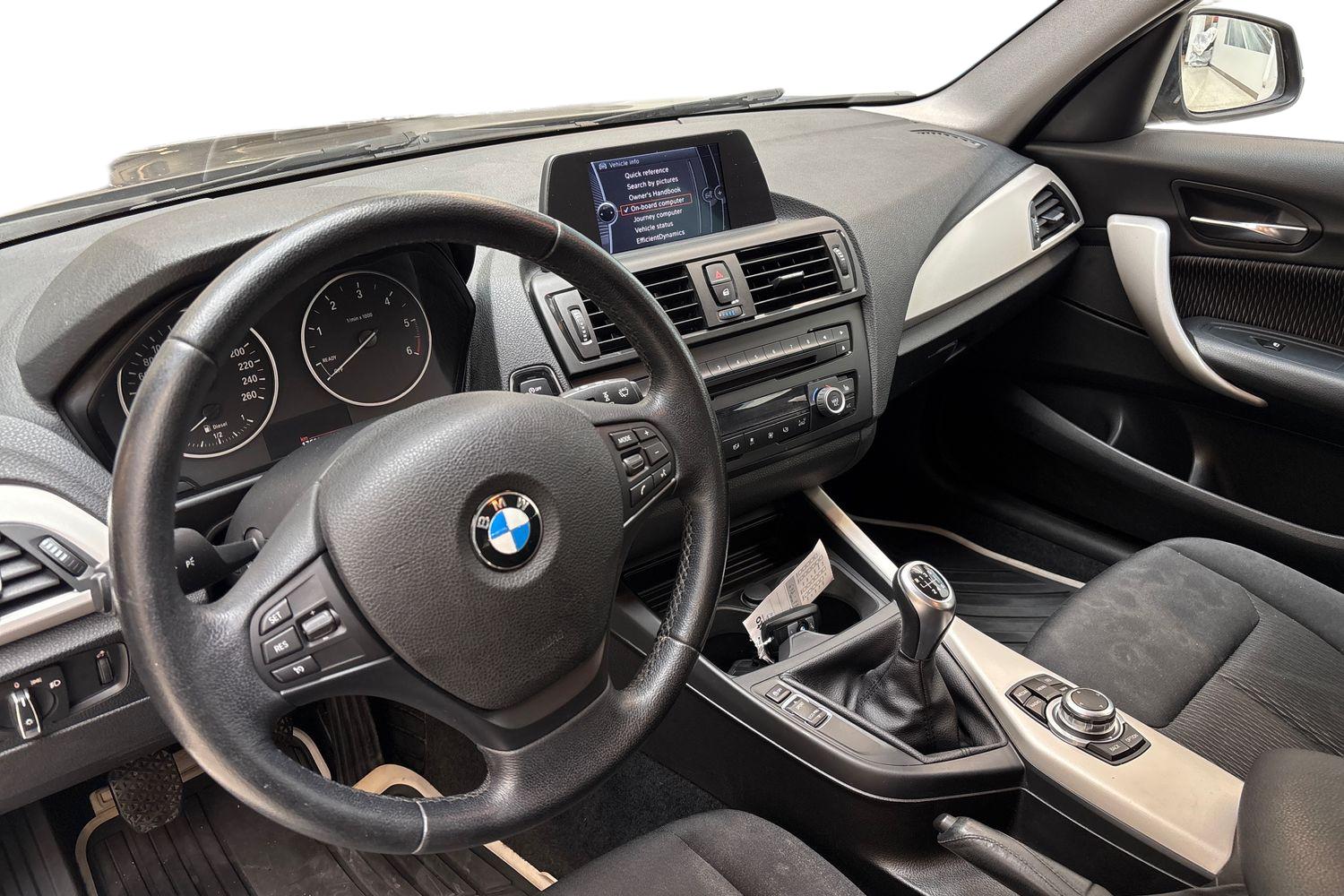 BMW 114 2013, kuva 6/21