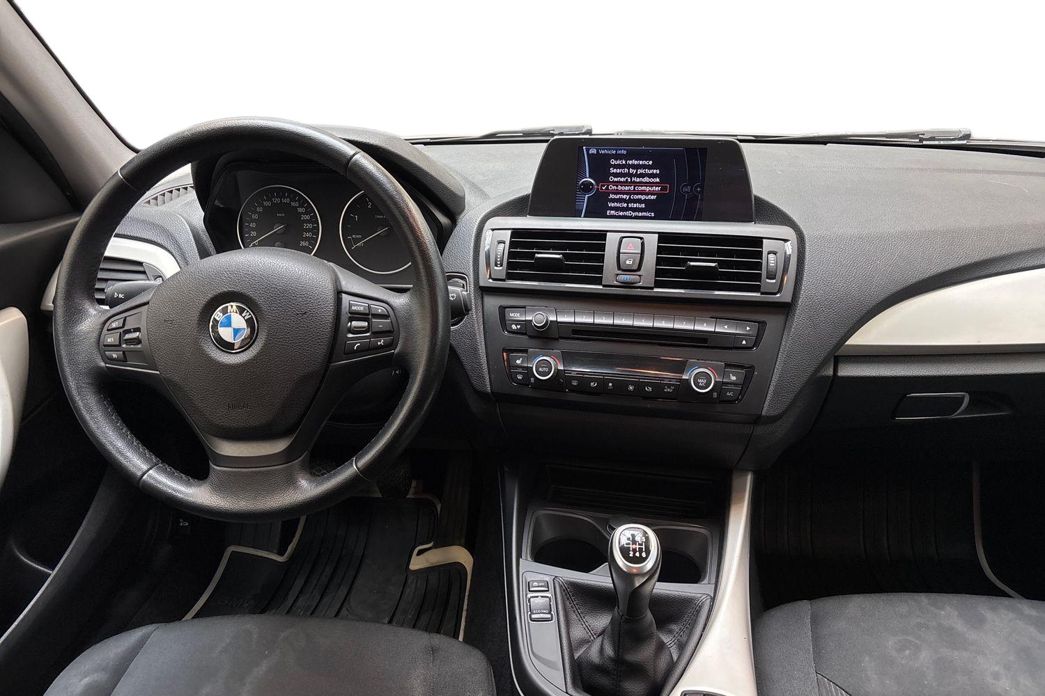 BMW 114 2013, kuva 7/21