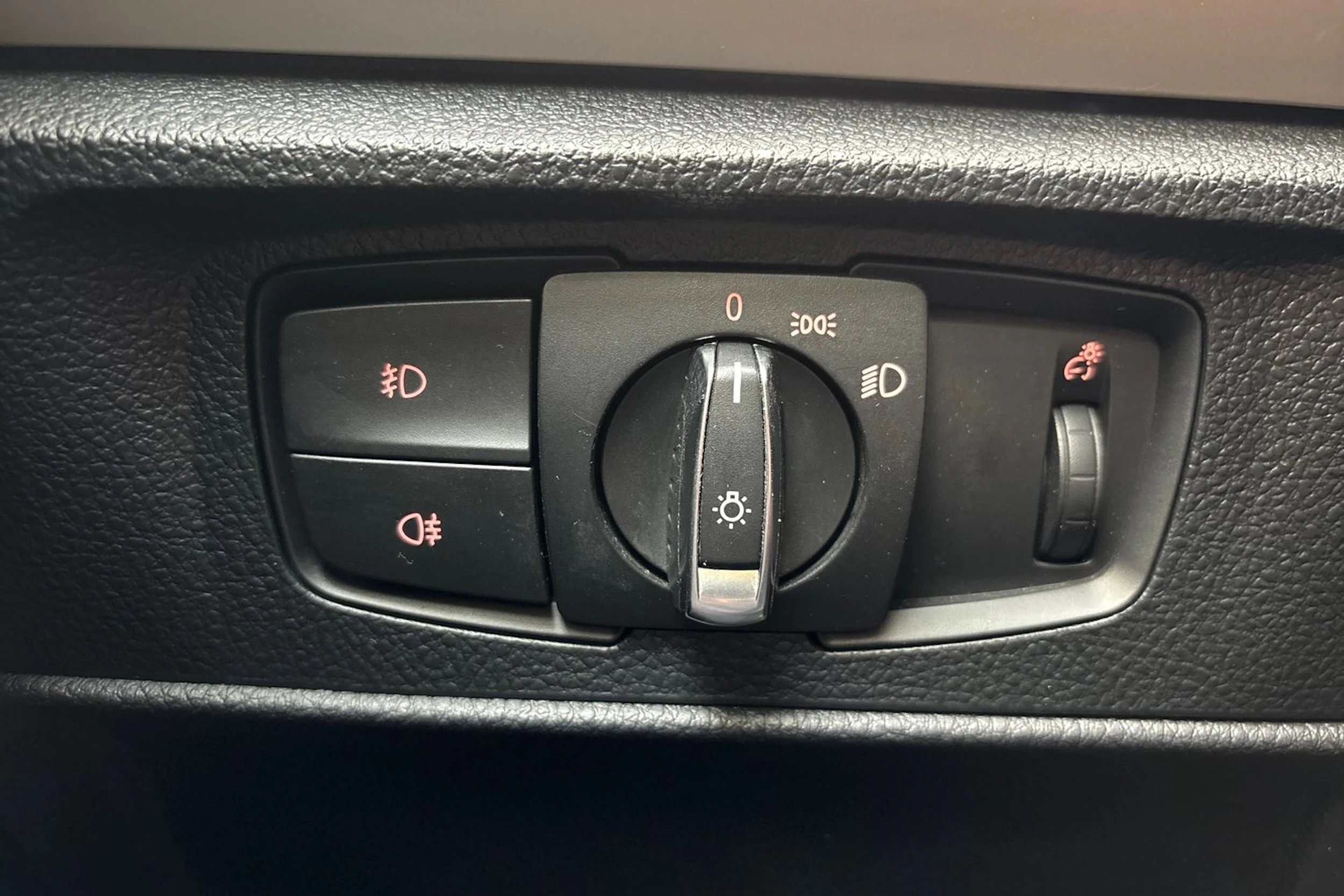 met. ruskea (beige) BMW 114 2013 kuva 14.