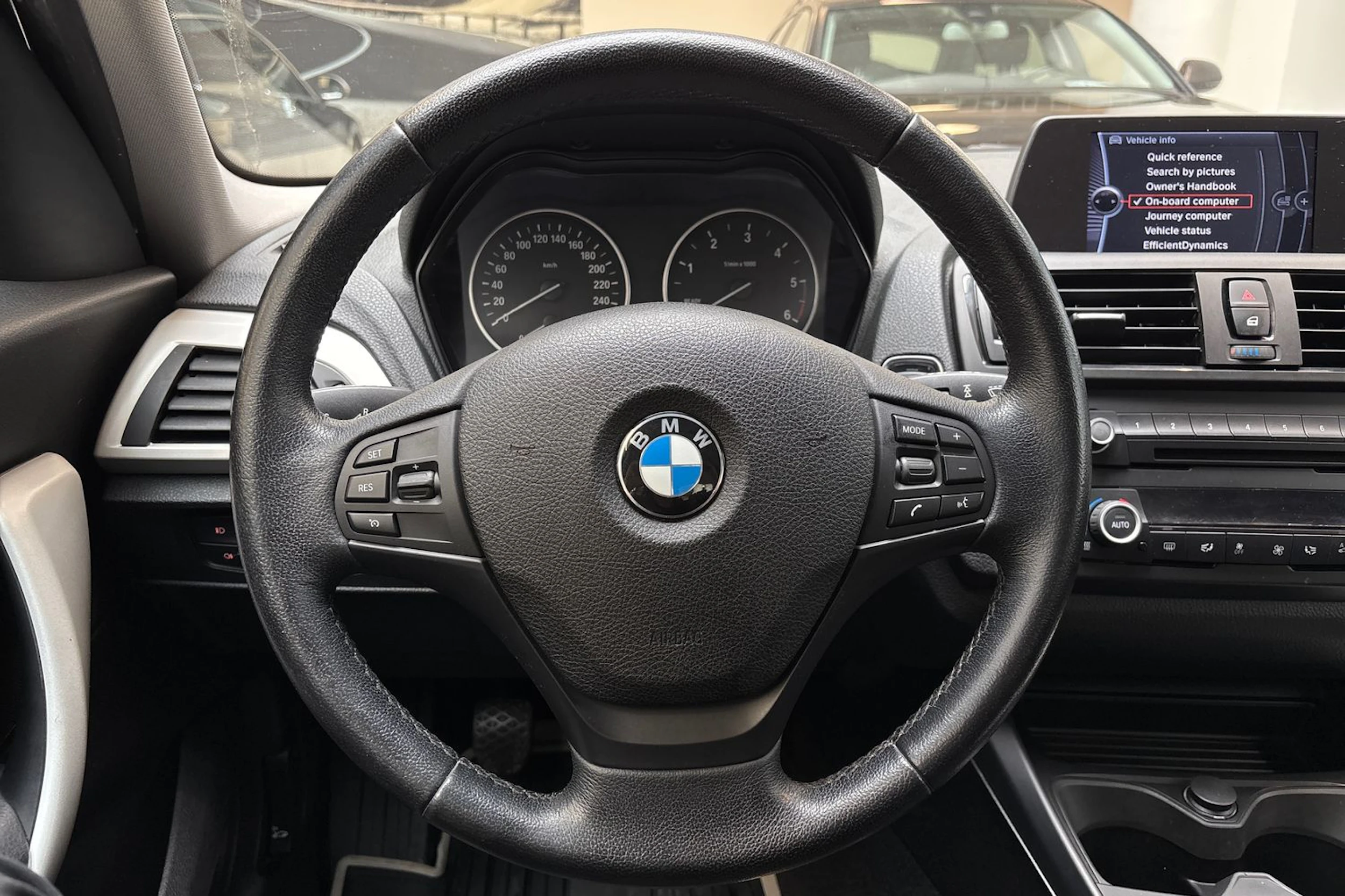 met. ruskea (beige) BMW 114 2013 kuva 15.