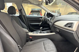 met. ruskea (beige) BMW 114 2013 kuva 20.
