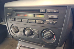 hopea BMW 116 2006 kuva 13.