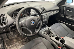 Musta BMW 116 2007 kuva 6.