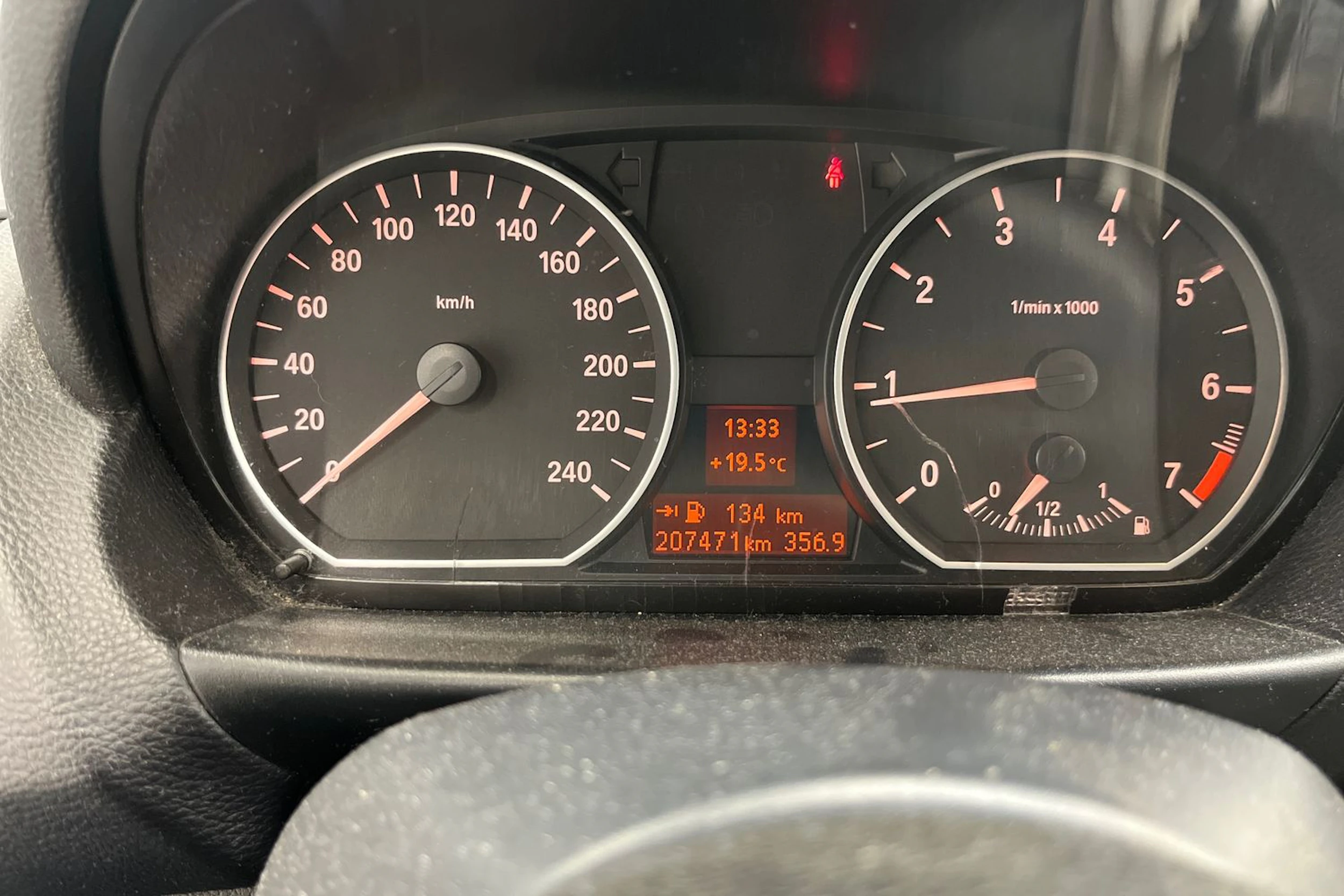 Musta BMW 116 2007 kuva 11.