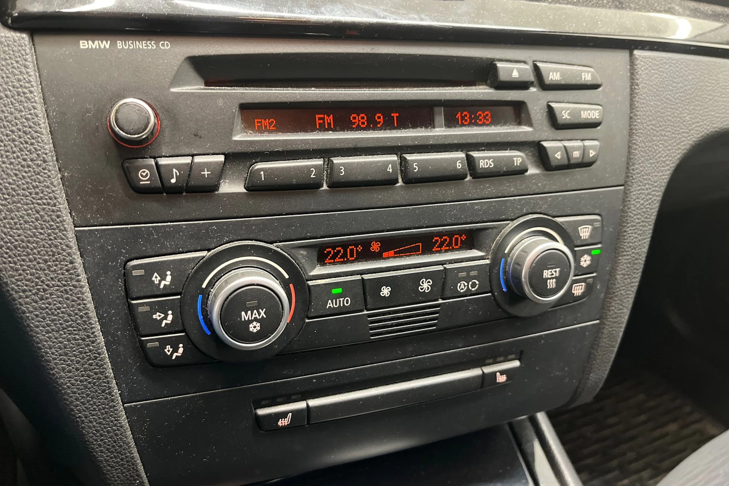 Musta BMW 116 2007 kuva 12.