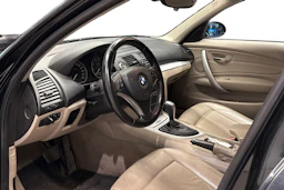 Musta BMW 116 2008 kuva 8.