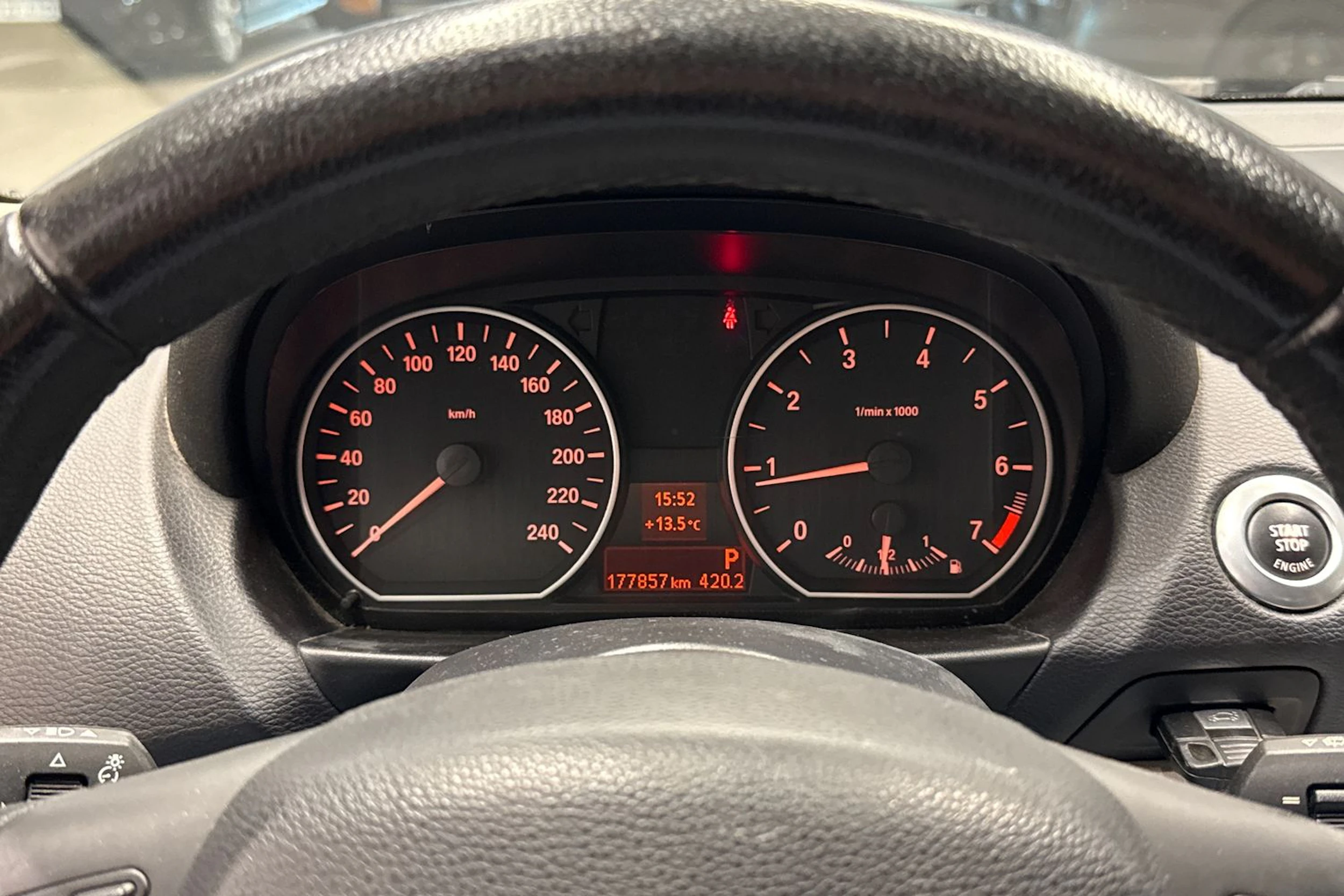 Musta BMW 116 2008 kuva 31.
