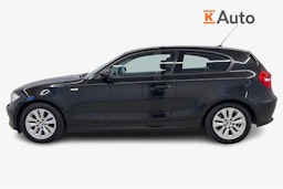 musta BMW 116 2009 kuva 6.