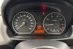 musta BMW 116 2009 kuva 23.